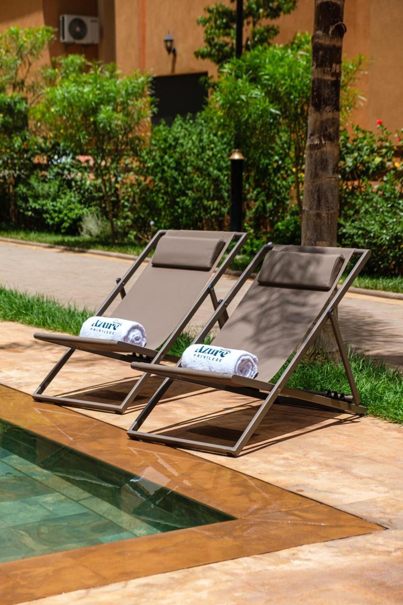 Confortable & Tres Bien Note - Vue Piscine, Proche M Avenue, Piscine, Fibre Optique, Parking Apartment Marrakesh