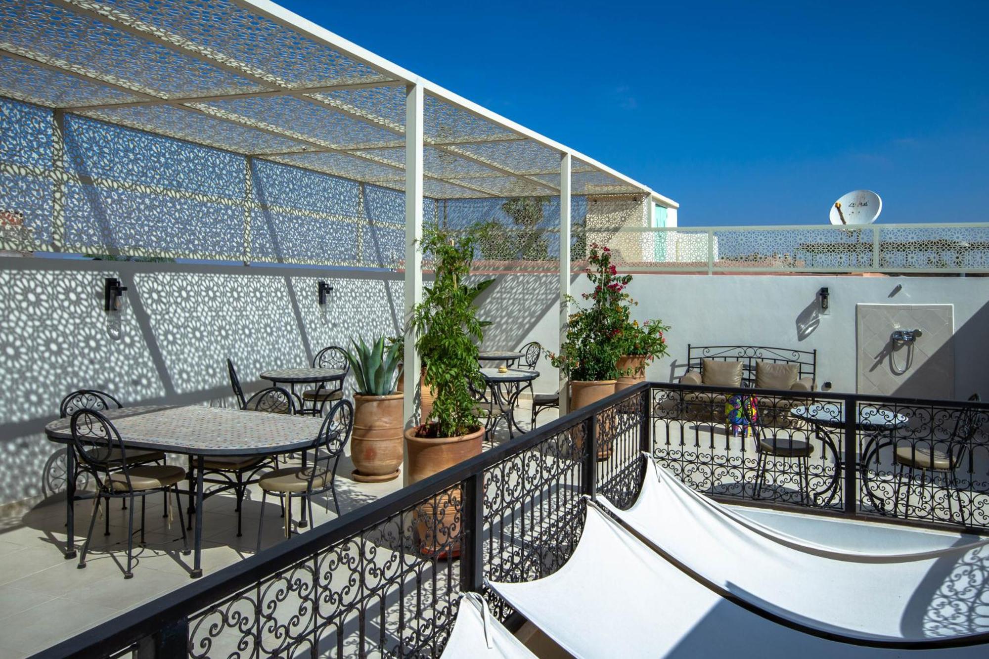 Bab Aljana Riad