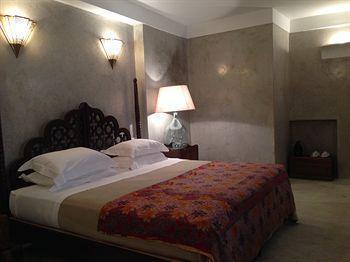 72 & Marrakesh