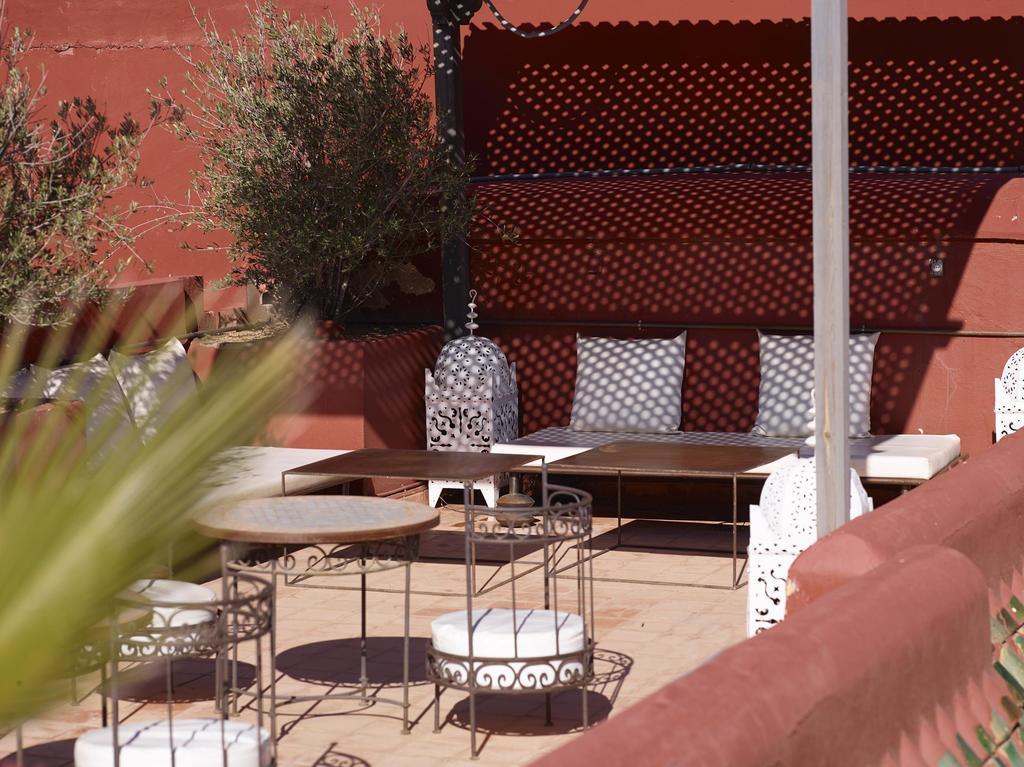 Les Jardins D'henia Riad