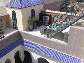 Riad Carllian
