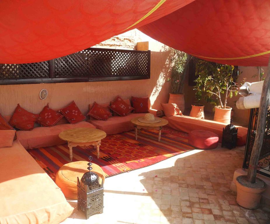Riad Riad Linda