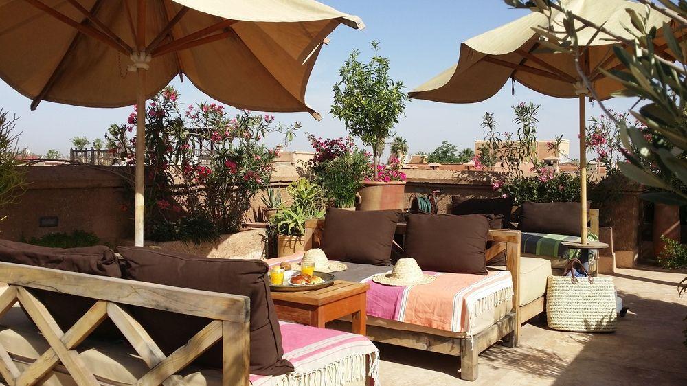 Riad Al Ksar & 4*