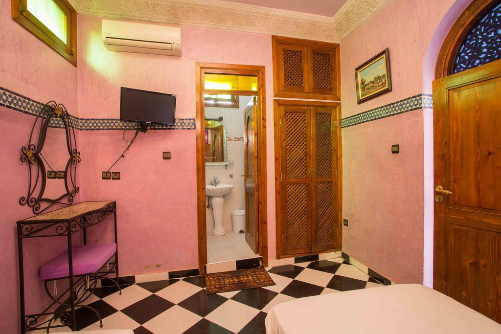 Saad Bed & Breakfast *