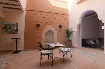Bed and breakfast Ayni