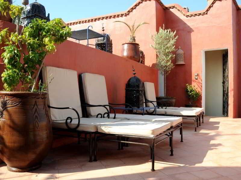 Riad & Dar El Aila 4*