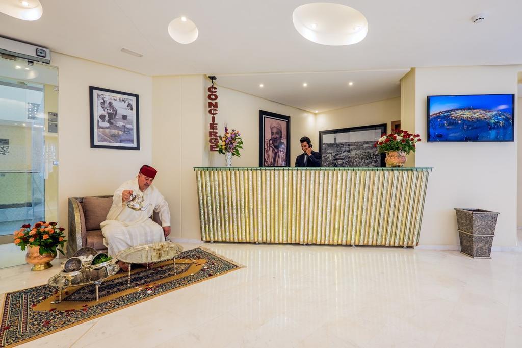 Ayoub & Hotel