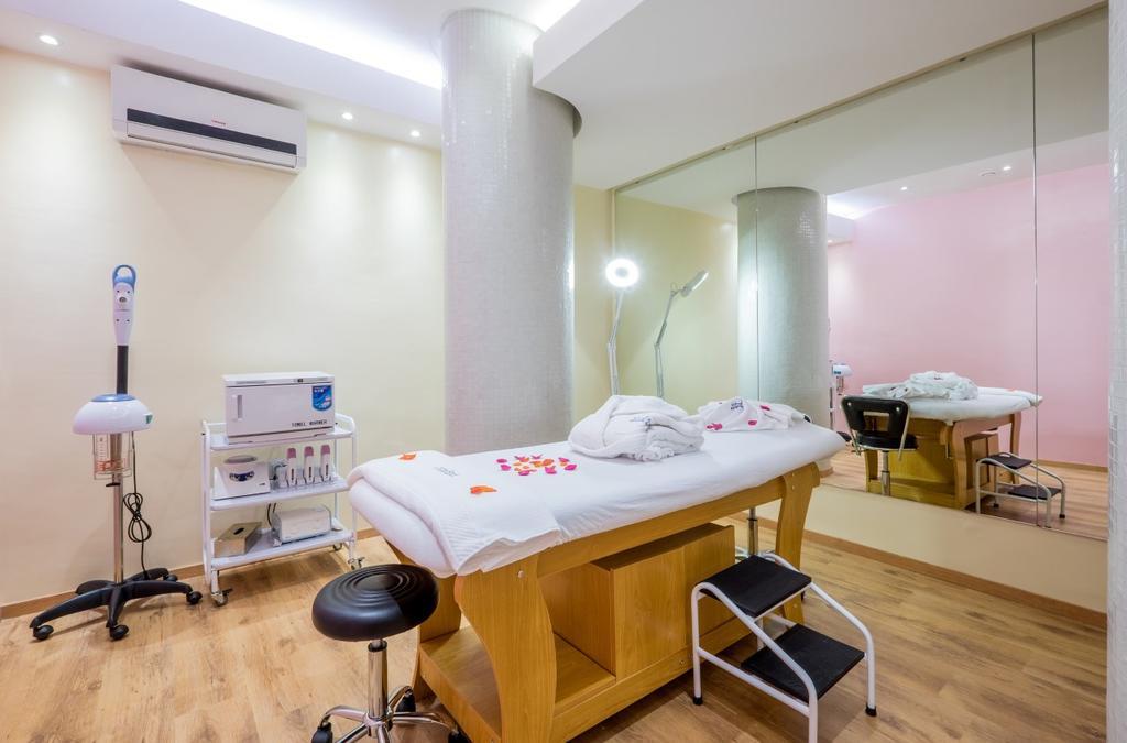 Hotel Ayoub & 4*