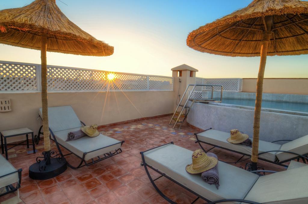 Ayni Bed and breakfast 4*