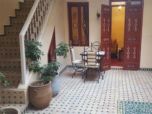 Riad Sarah Sabrina Acomodação com café da manhã  2*