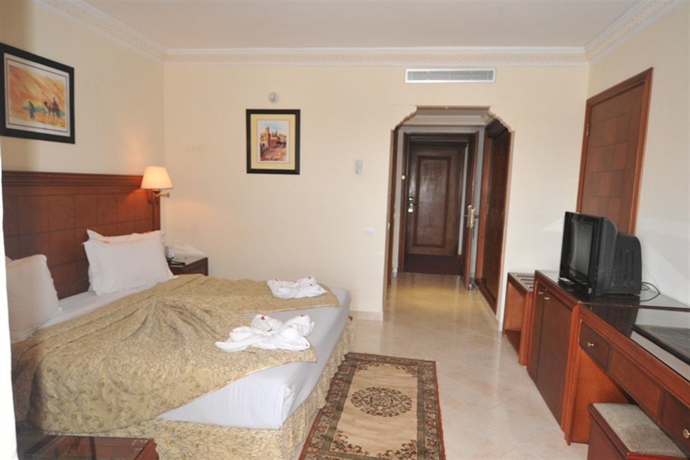 Mogador Kasbah Hotel 4*