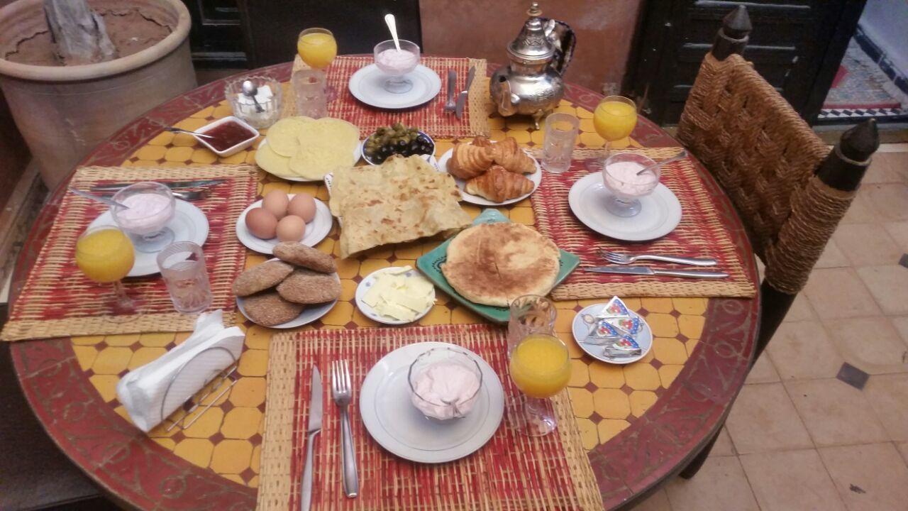 Homestay Sidi Omar *
