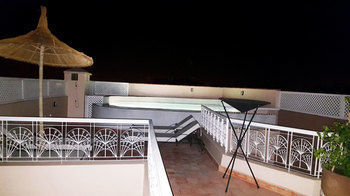 Ayni Bed and breakfast 4*