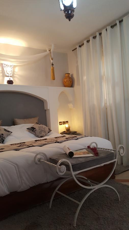 Johnboy Riad 3*