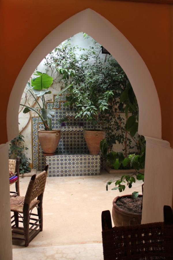 Dar Raha
