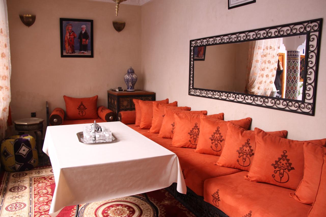 La Porte Des 5 Jardins Riad