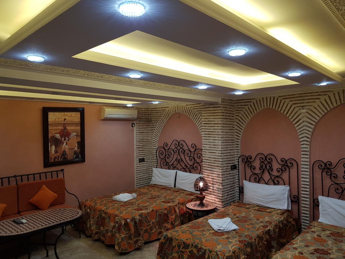 Salsabil Hotel *