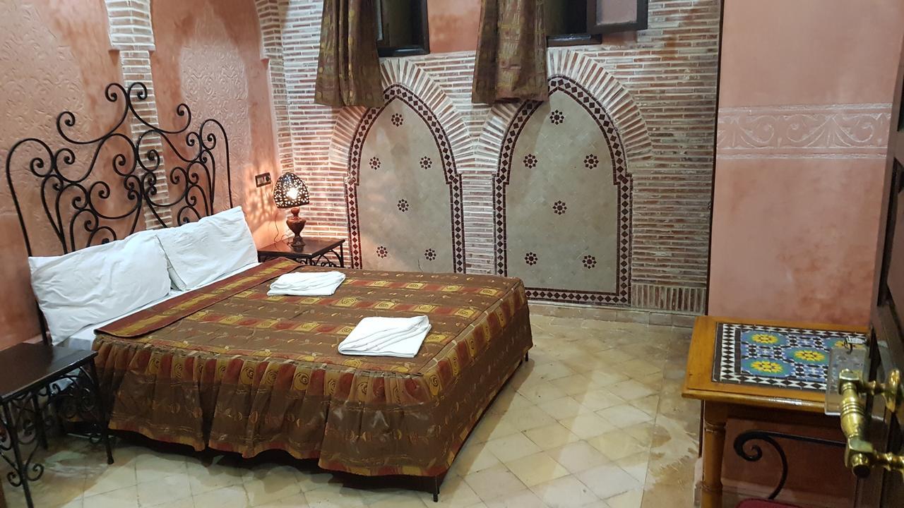Salsabil Hotel *