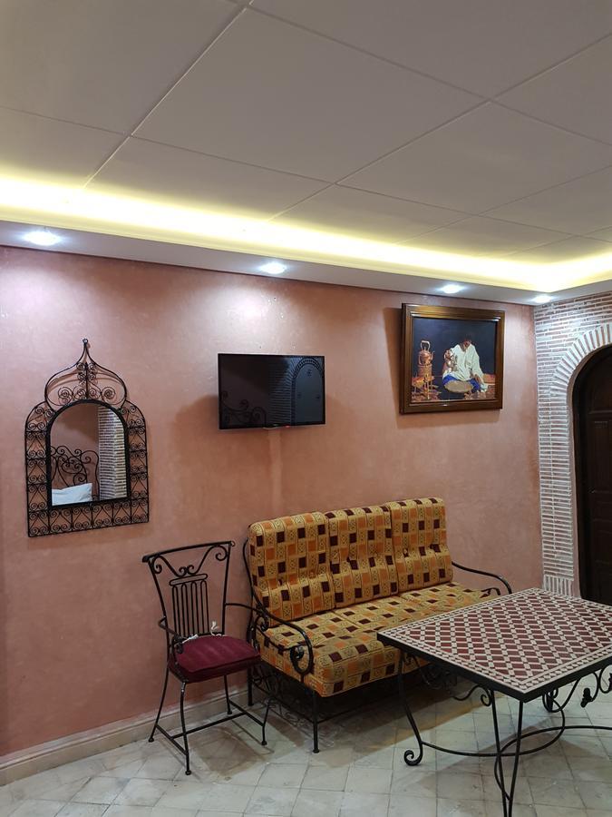 Salsabil Hotel *