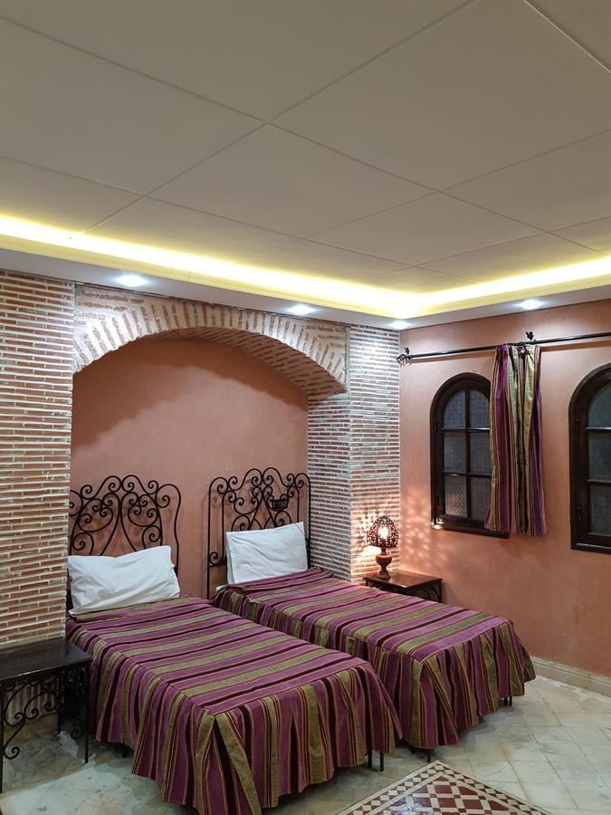 Salsabil Hotel *