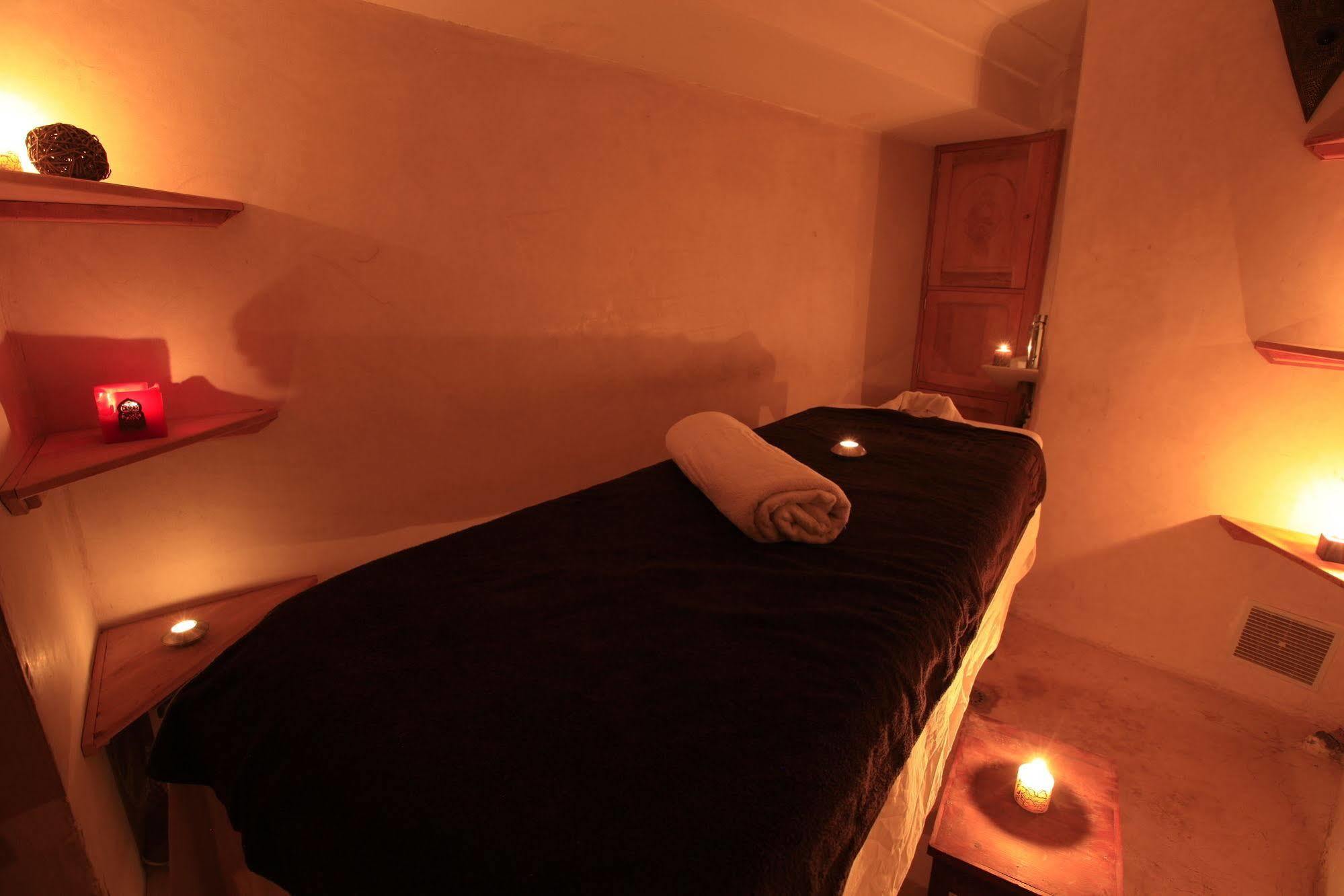 Riad Al Ksar & 4*