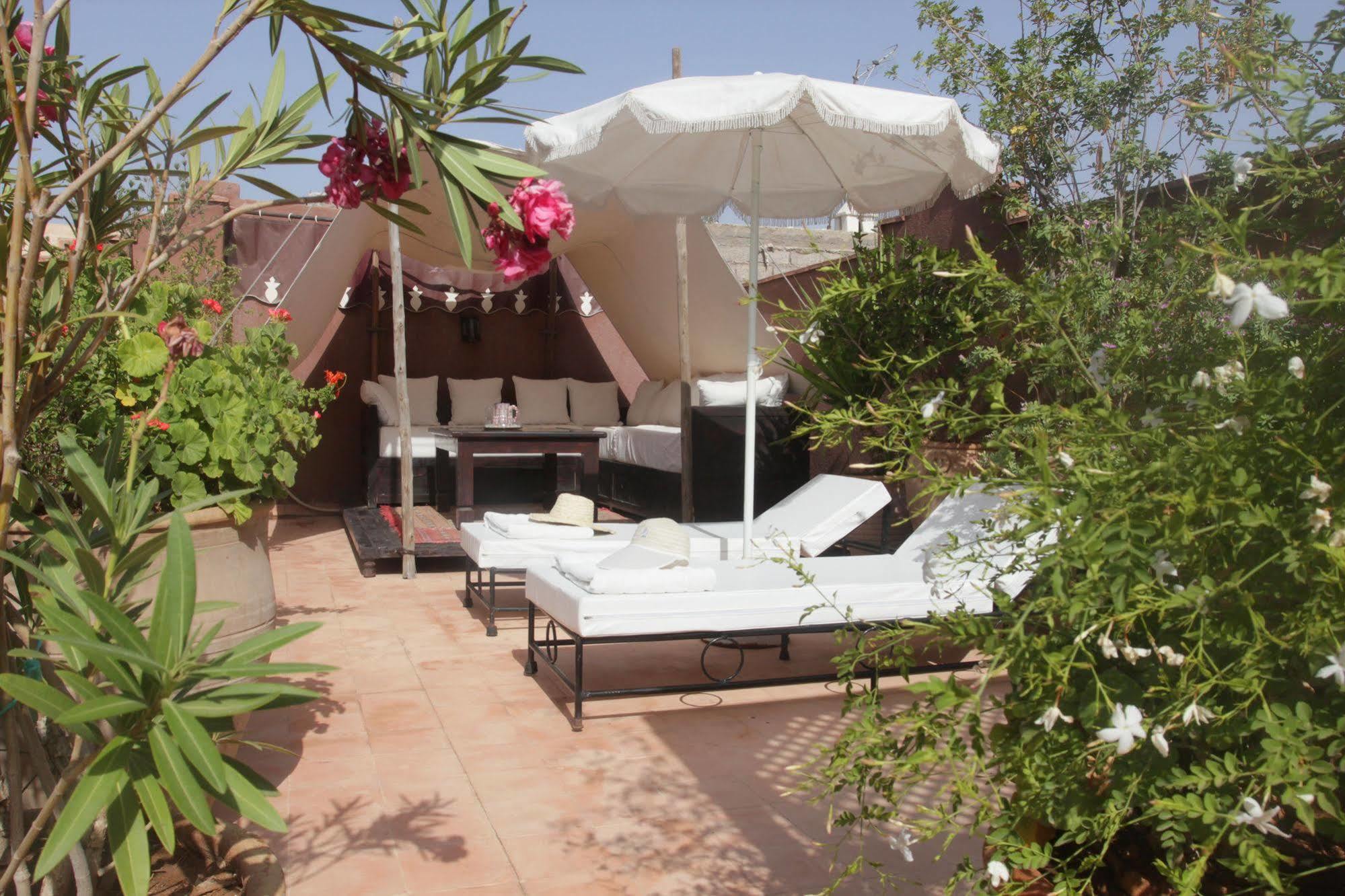 Massiba 3*