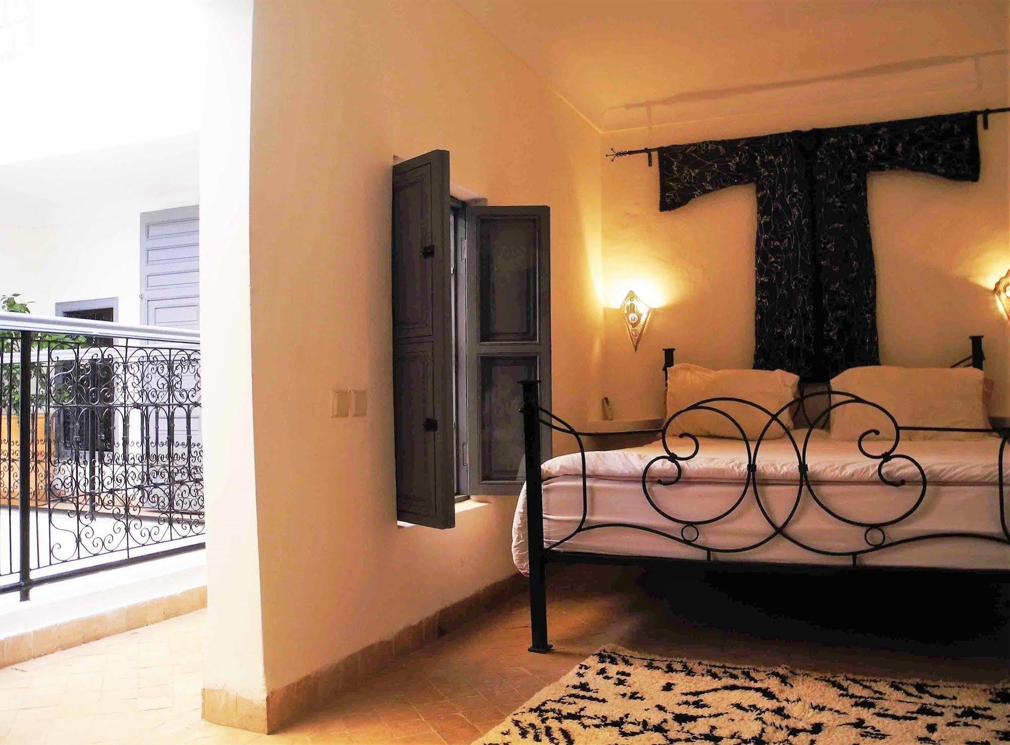 Riad Linda