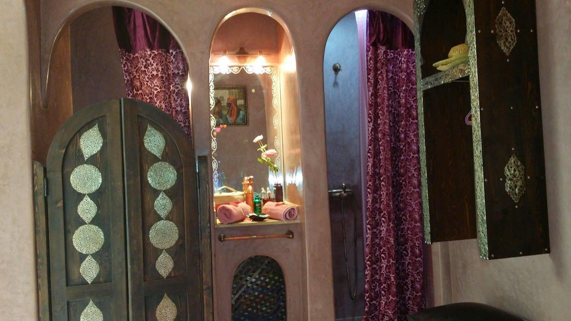 La Lune De Marrakech Riad 2*