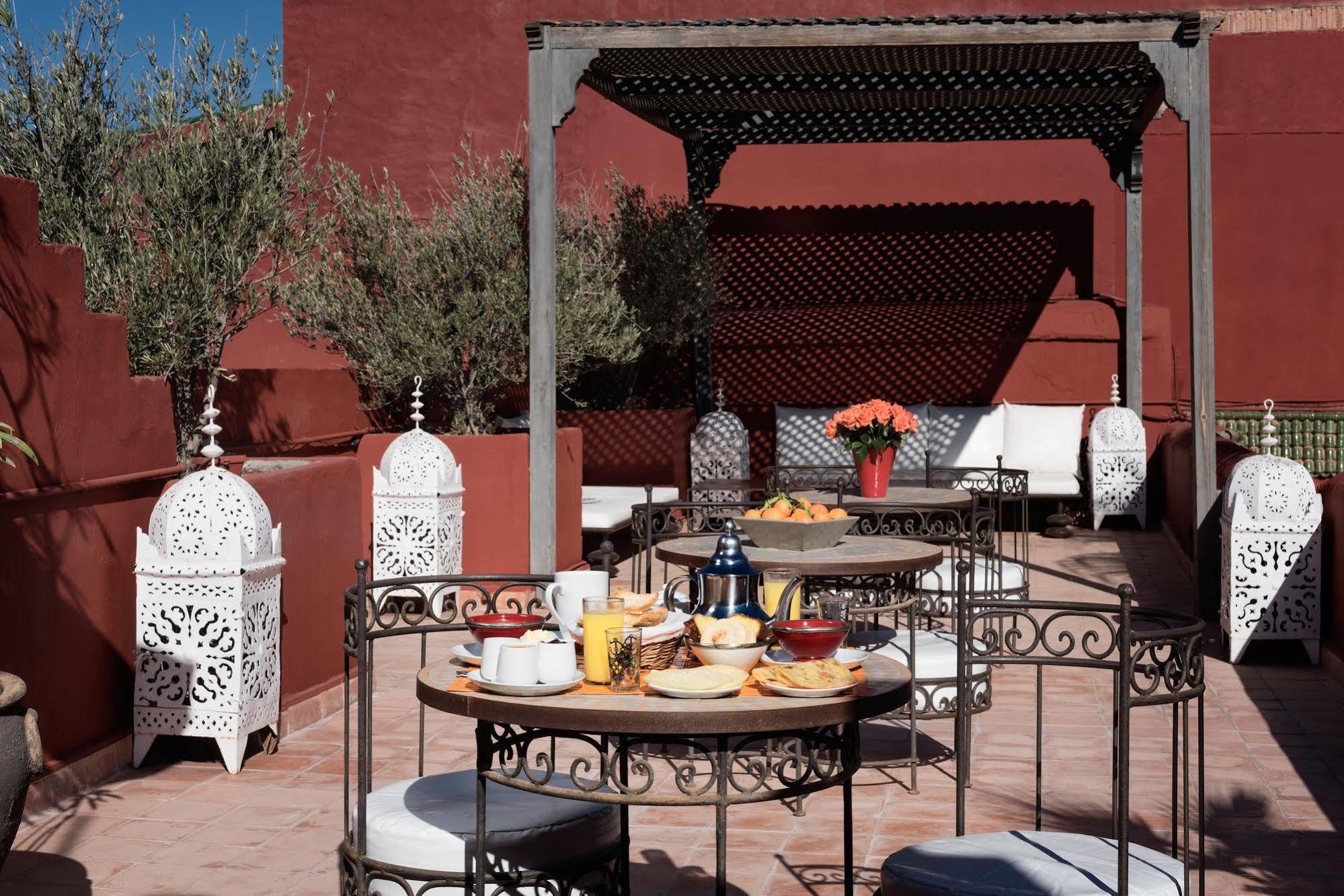 Les Jardins D'henia Riad 3*