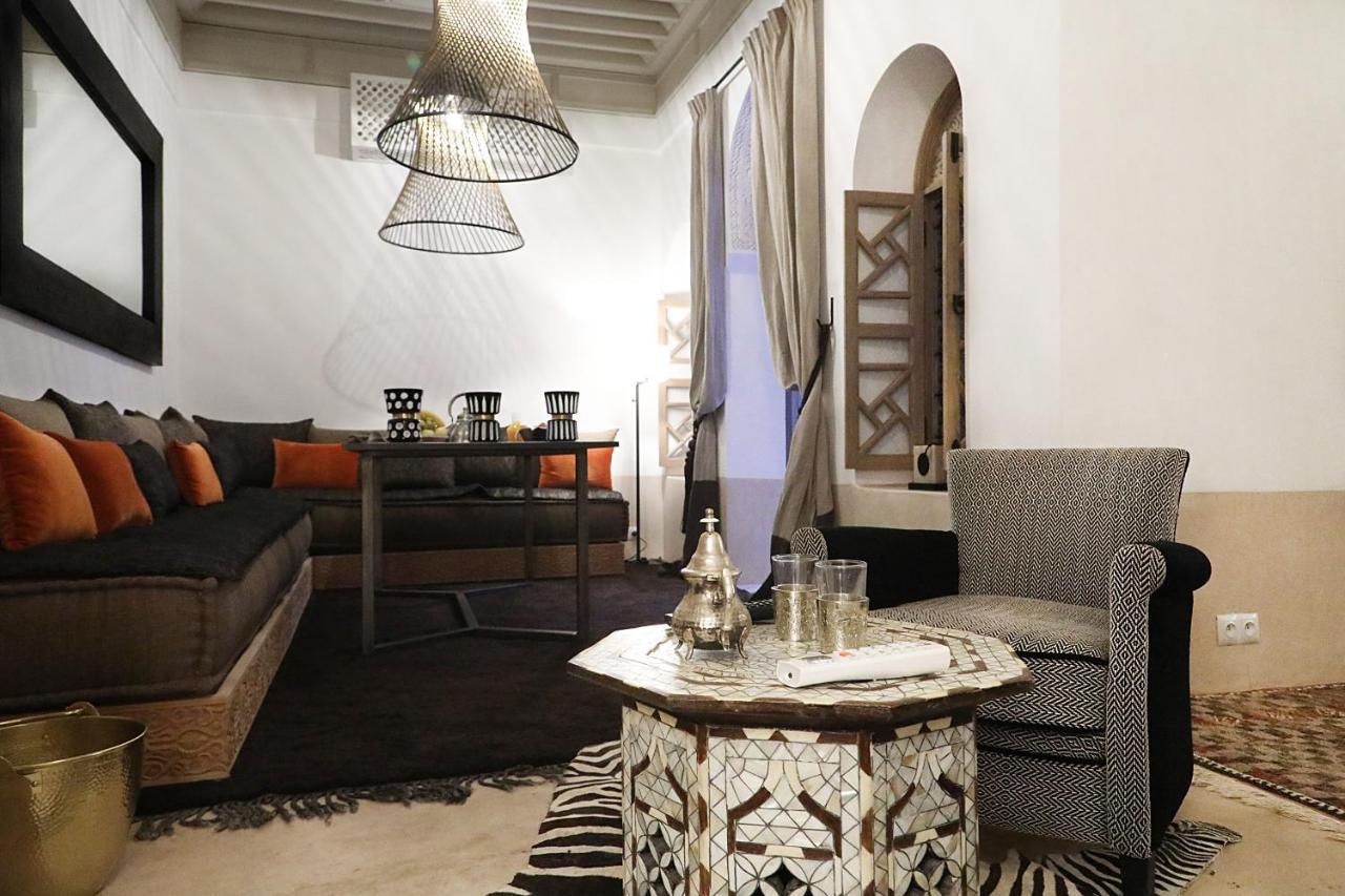 Pensión Dar Assiya - Le Petit 3*