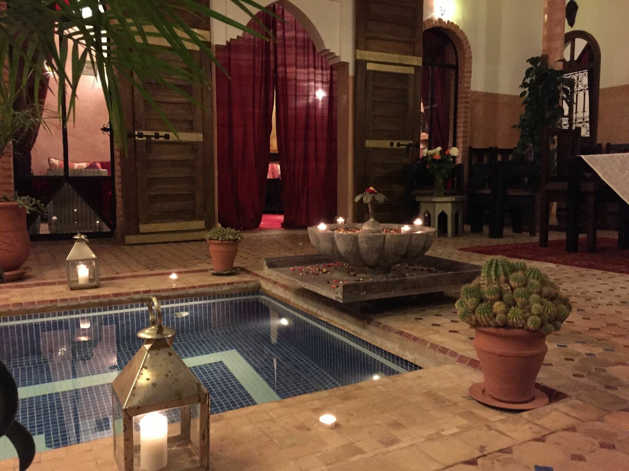 Laora Riad 4*
