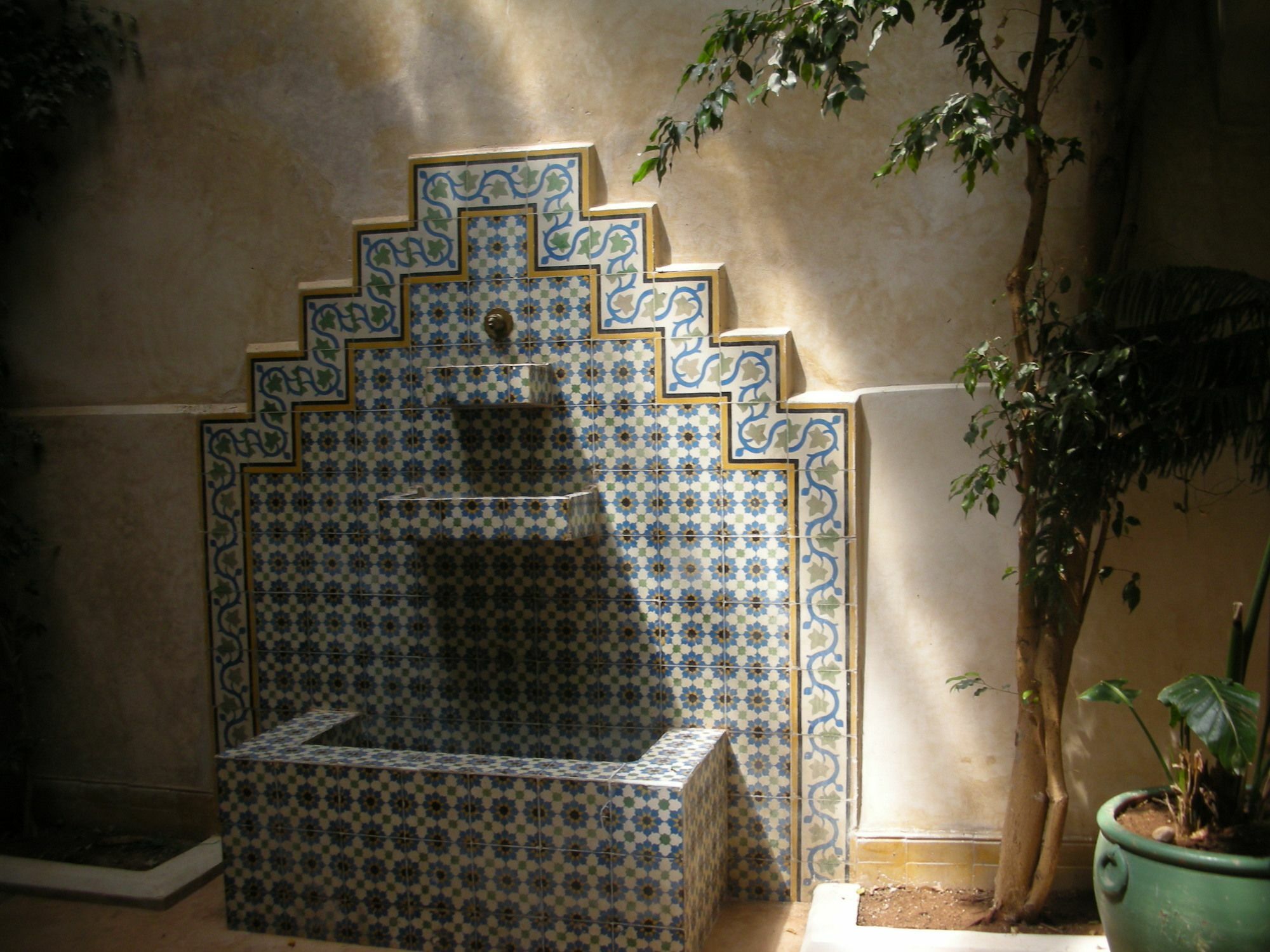 Riad Dar Raha