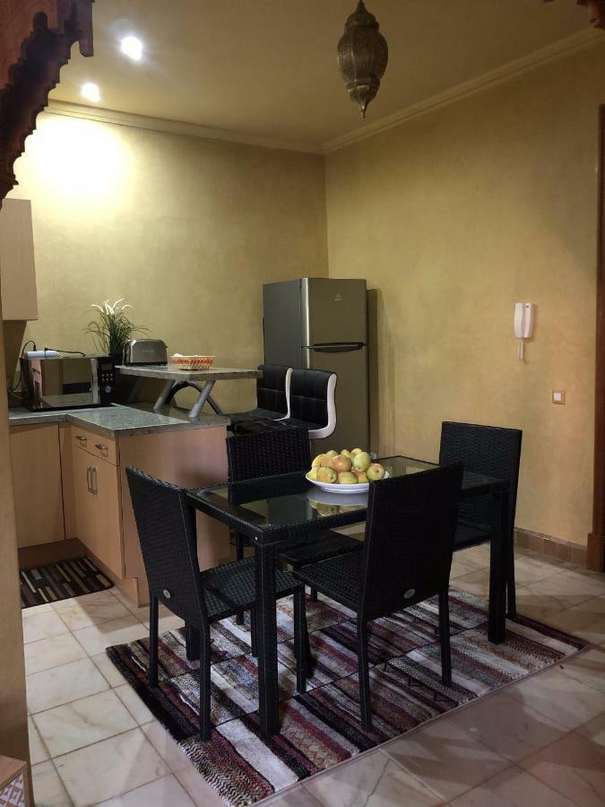 Palmeraie Charly's Apartamento *