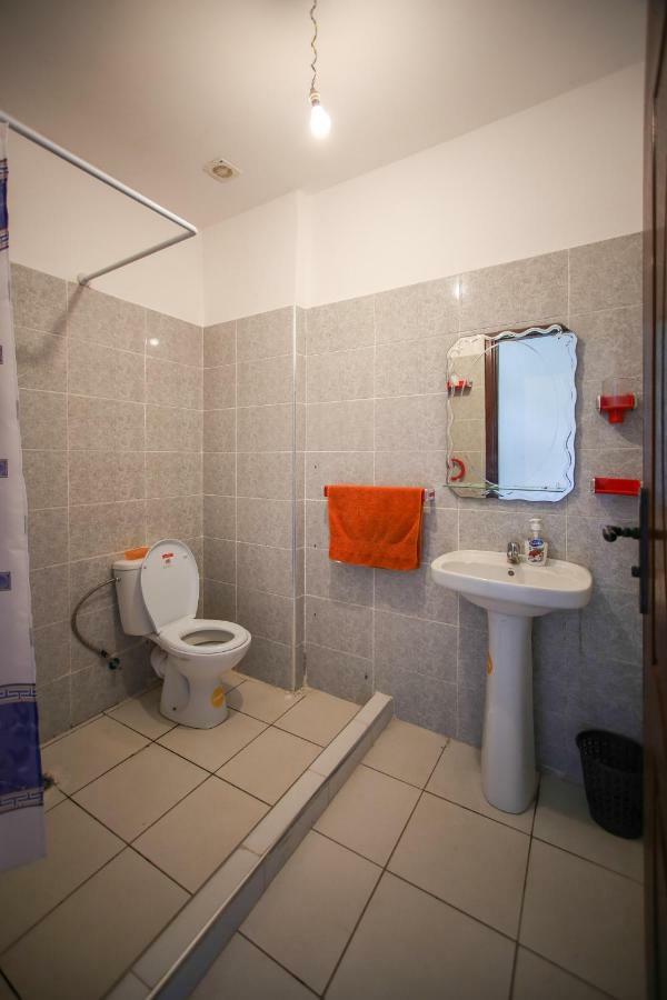 Bel 3 Chambres Et Grand Sejour, Sans Vis A Vis, Familiale *