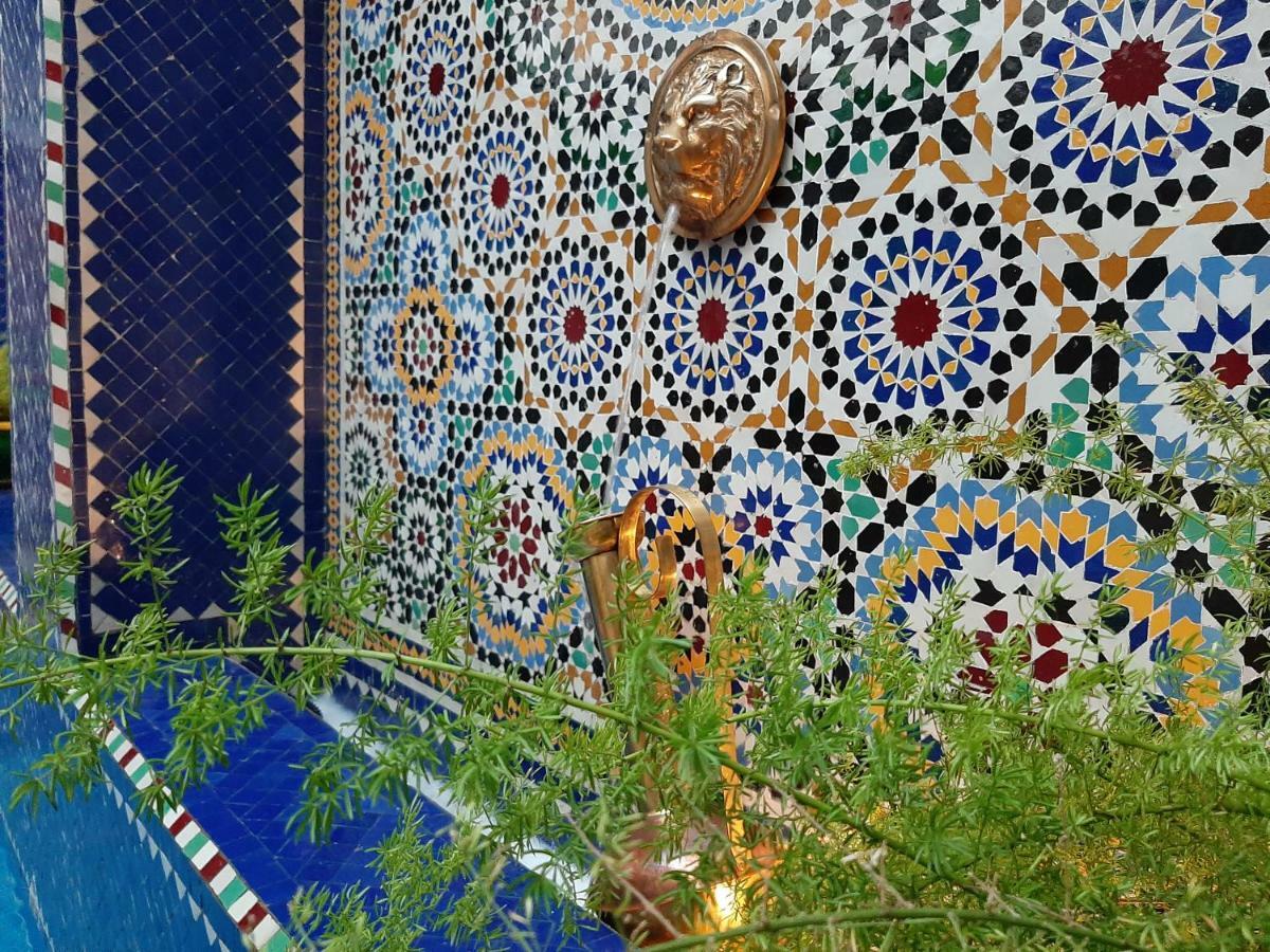 La Porte Des 5 Jardins