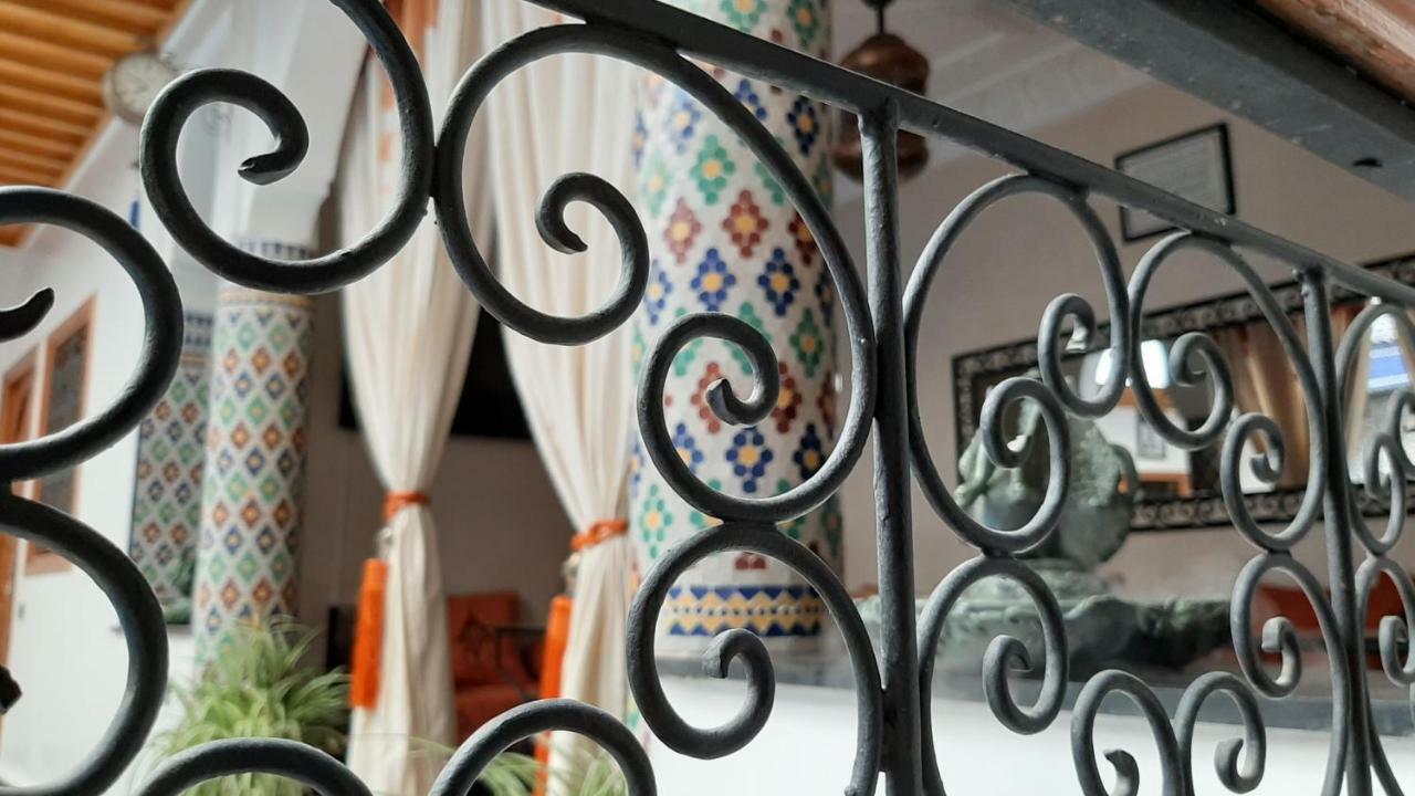 La Porte Des 5 Jardins Riad