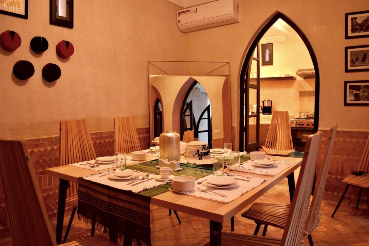 Riad Agnes Et Zohra