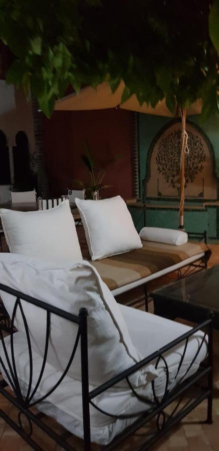 Villa Avec Piscine A Marrakech *