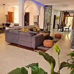 La Villa Hania