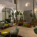 Riad Hel\'Lo