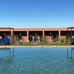 Villa Twins