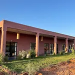 Villa Twins
