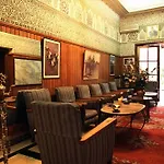Hotel Du Pacha