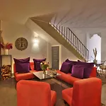 Riad Awa