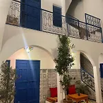 Yu Yu Hostel