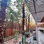 Superbe Appartement Avec Terrasse Et Jardin Au Coeur De L\'Hivernage