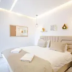 New! Marvellous\'N Modern Flat