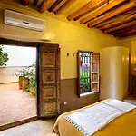 Riad 92 - Architect\'S Riad In The Exclusive Dar El Bacha