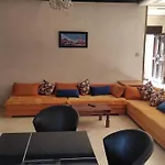 Sublime Villa Prive 5 Chambres Doubles Avec Salle De Bain Et 2 Grand Salon