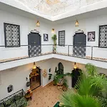 Riad Des Sables-Exclusive -4 Suites -Swimming Pool